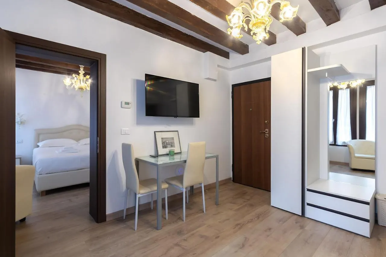 Rialto Suite 707 Venice Bed & Breakfast