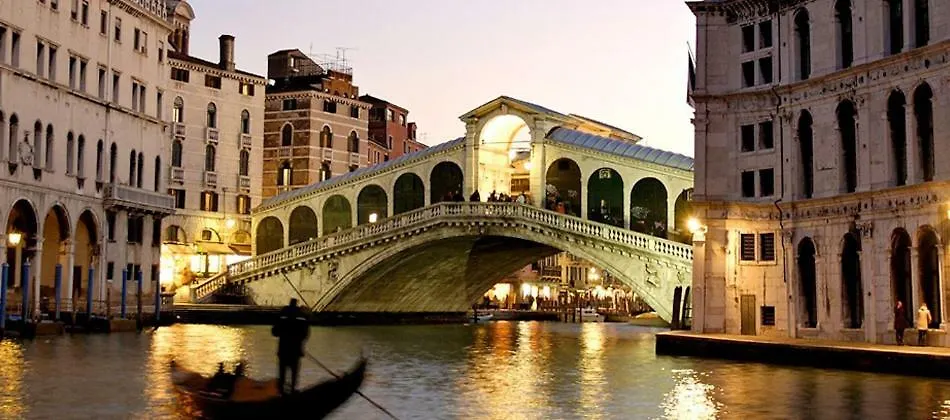 Rialto Suite 707 Venice
