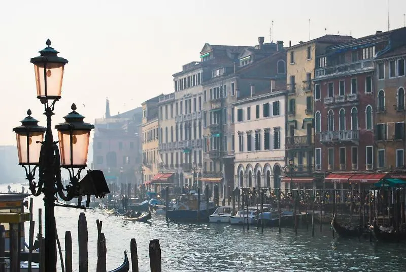 Rialto Suite 707 Venice Bed & Breakfast