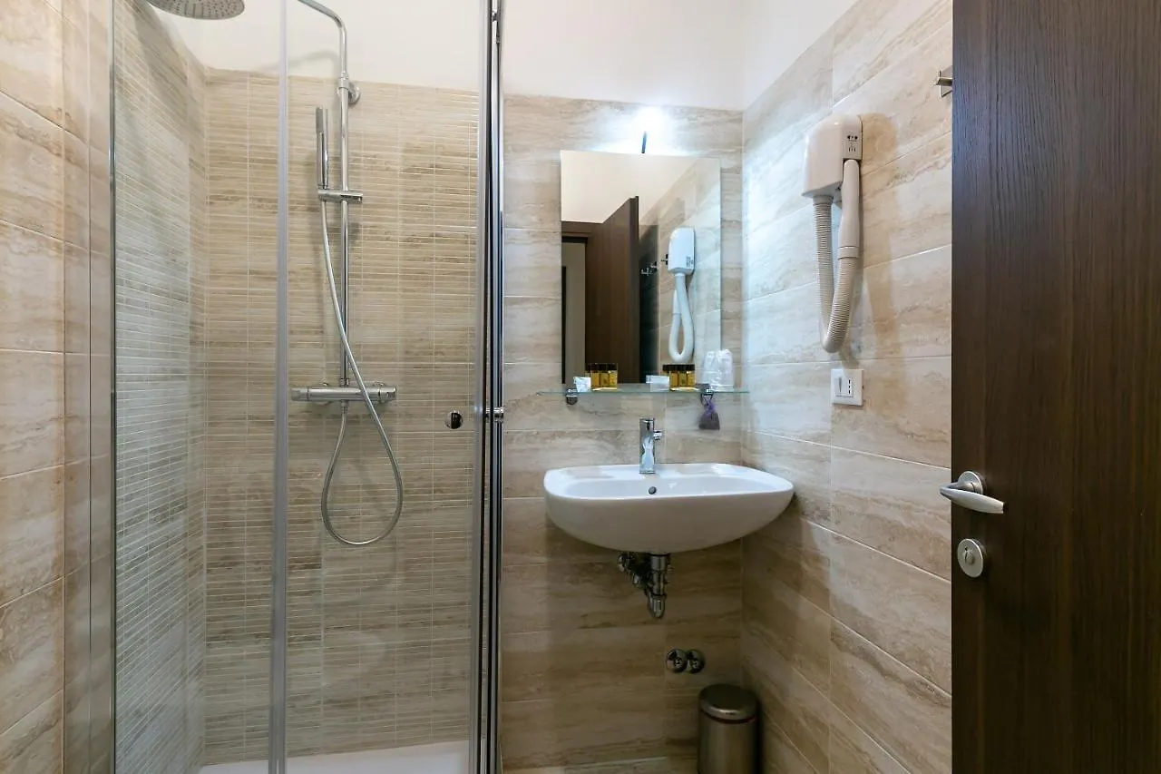 البندقية Rialto Suite 707